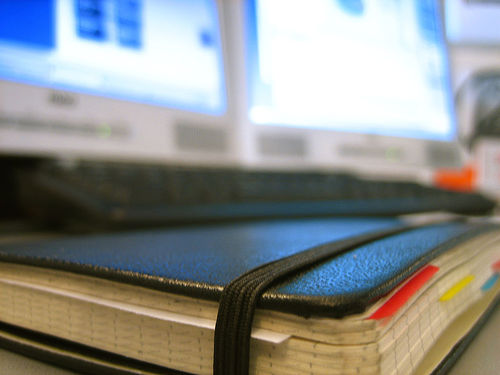 desk2 desk2