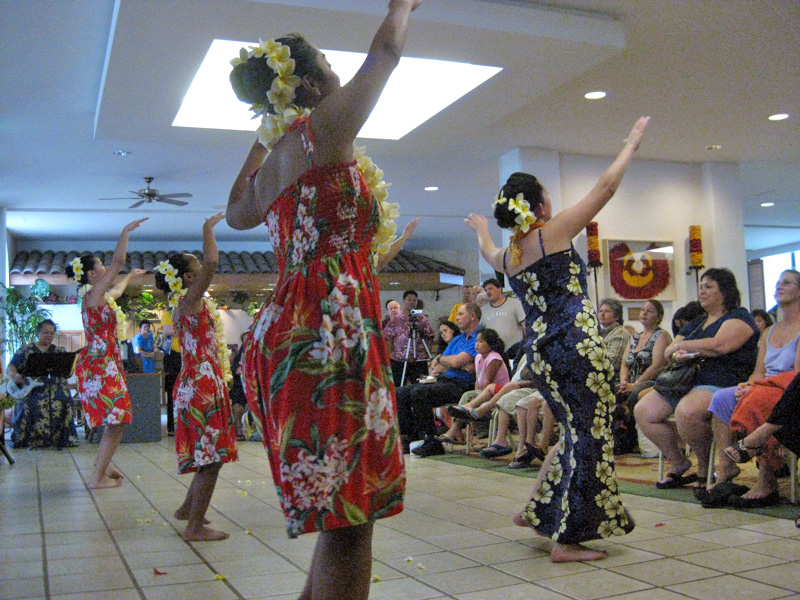 5-yrs-crumb-halau-1 5-yrs-crumb-halau-1